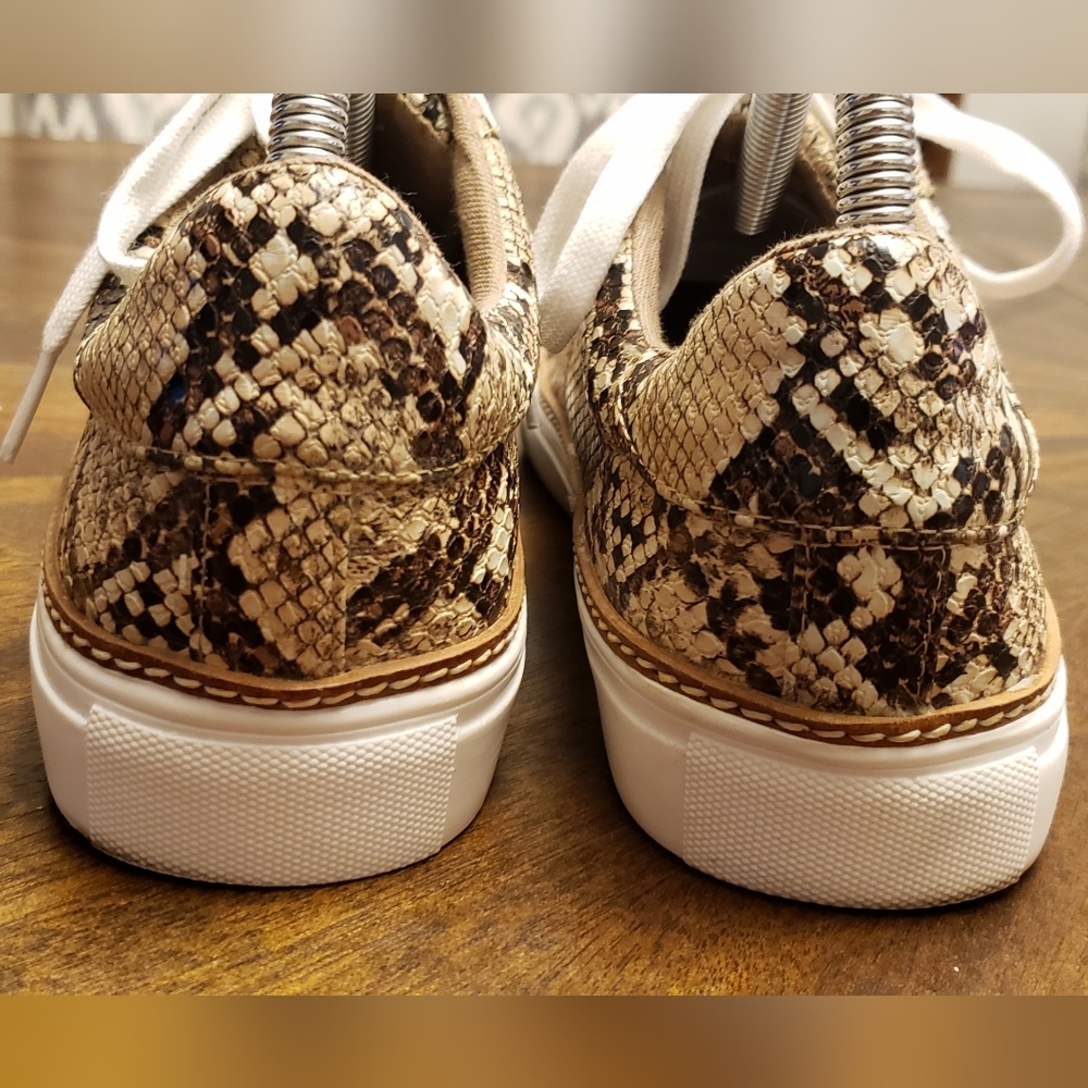 Steve Madden Snakeskin Printed Low-Top Sneakers Size 9.5 - Picture 9 of 15